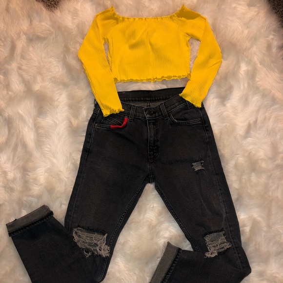 Ribbed, off-the-shoulder, crop tops. - Picture 2 of 4